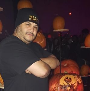 Meet your Posher, Tony